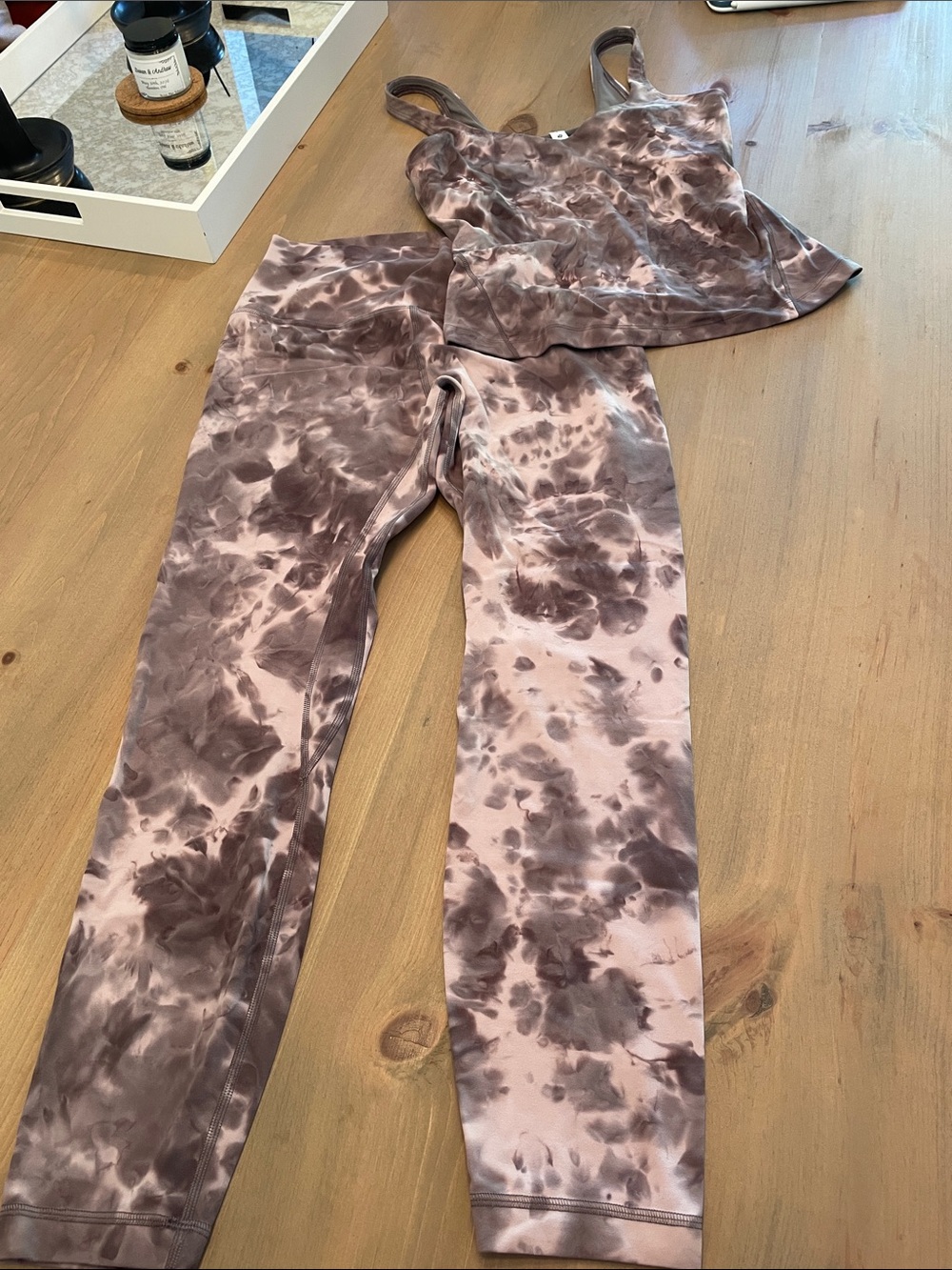Lululemon top and legging